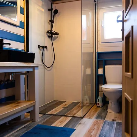 בית נופש New 5 With Communal Pool By Interhome רוסינובו