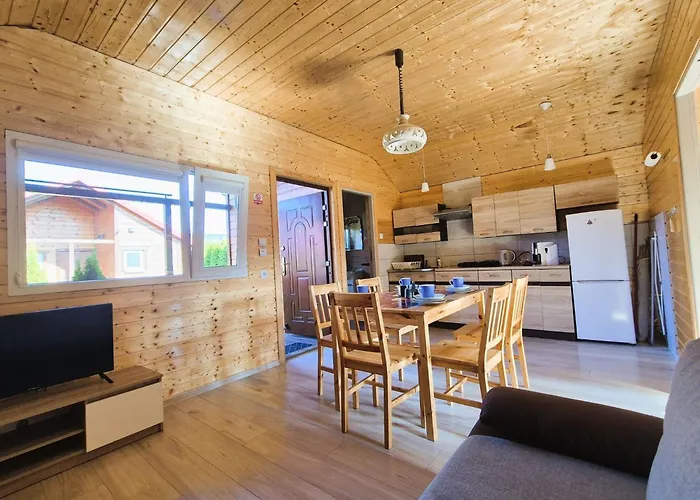 Сasa de vacaciones Holiday Home New 5 With Communal Pool By Interhome