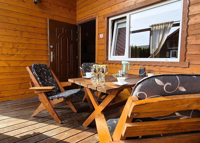 Сasa de vacaciones Holiday Home New 5 With Communal Pool By Interhome *