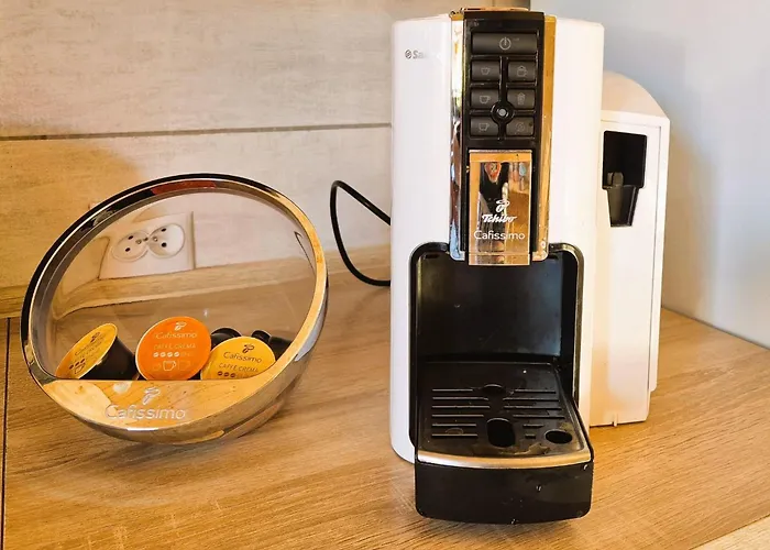 Holiday Home New 5 With Communal Pool By Interhome Сasa de vacaciones