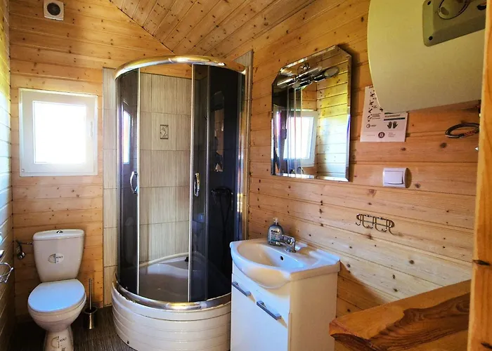 Holiday Home New 5 With Communal Pool By Interhome Сasa de vacaciones